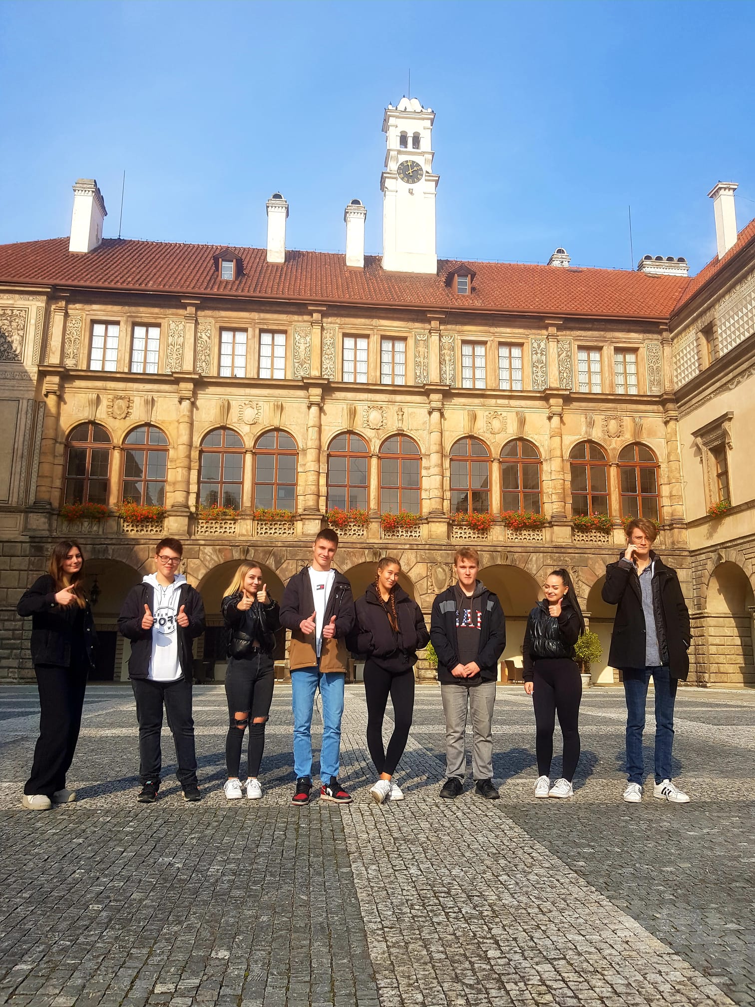 Studenti cestovního ruchu na zámku Nelahozeves